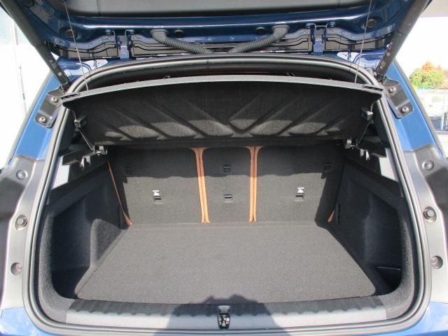 ＭＩＮＩ カントリーマンＳオール４　フェイバリット・トリム　１９ＡＷ　ＡＣＣ　全方位カメラＨＵＤデモカー禁煙　アダプティブＬＥＤヘッドライト　オートハイビーム　シート・ステアリングヒーター　ハーマンカードンスピーカー　フェイバードトリム　アップルカープレイ（41枚目）