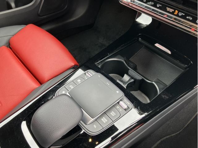 ＣＬＡクラス シューティングブレーク ＣＬＡ２００ｄ　シューティングブレーク　ＡＭＧライン　ＡＭＧラインパッケージ　アドバンスドパッケージ　レザーエクスクルーシブパッケージ　パノラミックスライディングルーフ　メモリ付きパワーシート　シートヒーター　認定中古車保証２年（22枚目）