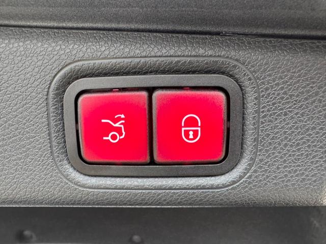 Ｅクラス Ｅ５３　４マチック＋　正規認定中古車　認定中古車保証２年　弊社お下取り車　禁煙車　サンルーフ　ベージュ革電動シート　ブルメスターサラウンドサウンドシステム　３６０°カメラ　ＬＥＤヘッドライト　Ｂｌｕｅｔｏｏｔｈ　ＵＳＢ（10枚目）