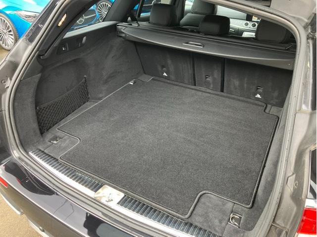 Eクラスステーションワゴン E300 ステーションワゴン スポーツ 認定中古車保証2年 弊社ユーザー様お下取り車両 エクスクルーシブパッケージ パノラミックスライディングルーフ エアバランスパッケージ ブルメスターサラウンドサウンドシステム ヘッドアップディスプレイ(9枚目)