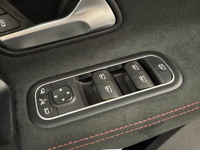 Aクラスセダン A180 スタイルセダン AMGライン ワンオーナー 弊社ユーザー様お下取り車 メモリ付きパワーシート シートヒーター 純正ドラレコ TV ETC ワイヤレスチャージング 認定中古車保証2年(25枚目)