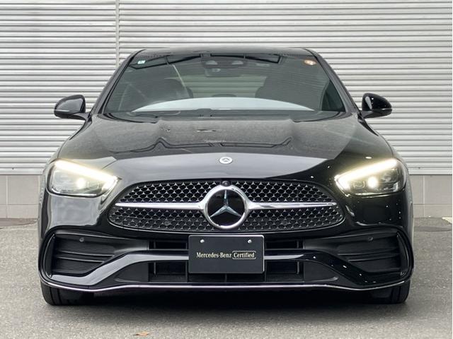 Cクラス C350eスポーツ 正規認定中古車 認定中古車保証2年付 新車保証継承 パノラミックスライディングルーフ 禁煙車 黒半革電動シート パーキングアシスト 360°カメラ LEDヘッドライト 純正ドライブレコーダー(4枚目)