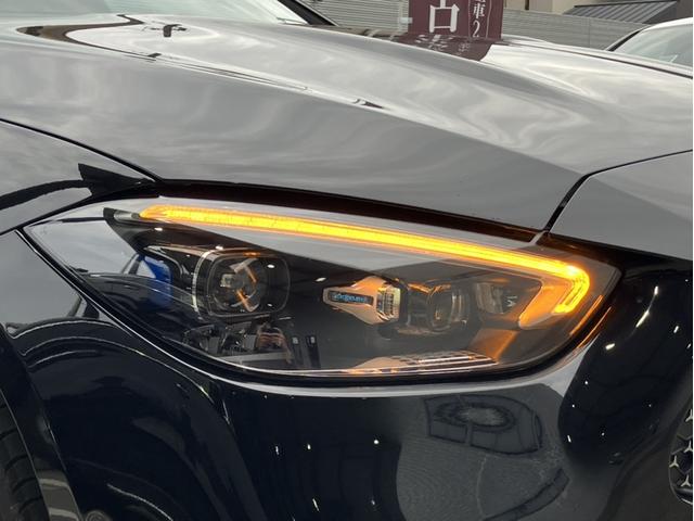 Cクラス C350eスポーツ 正規認定中古車 認定中古車保証2年付 新車保証継承 パノラミックスライディングルーフ 禁煙車 黒半革電動シート パーキングアシスト 360°カメラ LEDヘッドライト 純正ドライブレコーダー(7枚目)