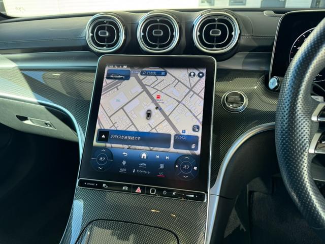 Cクラス C220dアバンギャルド AMGラインパッケージ 正規認定中古車 認定中古車保証2年 AMGラインパッケージ ベーシックパッケージ パノラミックスライディングルーフ 360°カメラ レザーエクスクルーシブパッケージ 禁煙車 LED オプションカラー(7枚目)