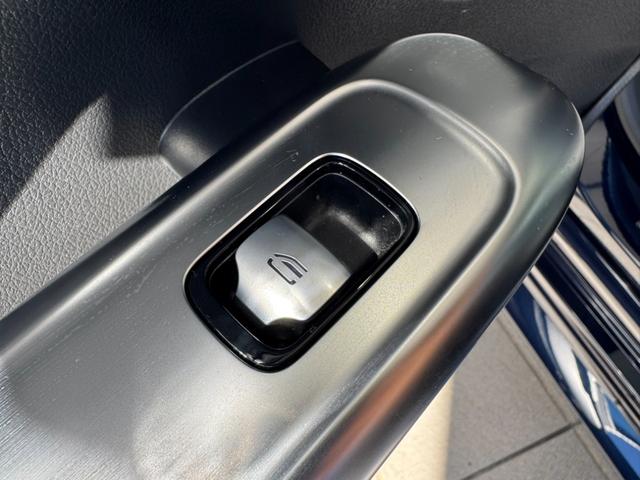 Cクラス C220dアバンギャルド AMGラインパッケージ 正規認定中古車 認定中古車保証2年 AMGラインパッケージ ベーシックパッケージ パノラミックスライディングルーフ 360°カメラ レザーエクスクルーシブパッケージ 禁煙車 LED オプションカラー(32枚目)