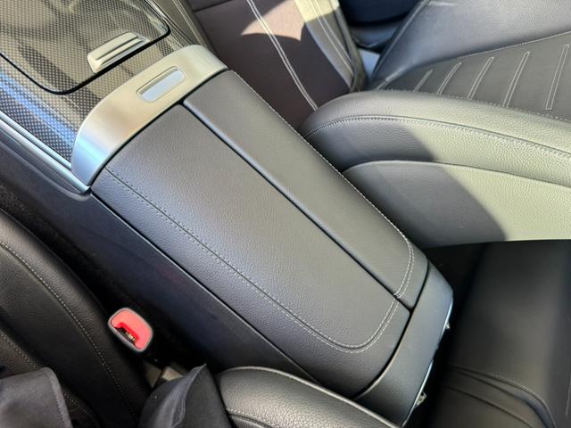 Cクラス C220dアバンギャルド AMGラインパッケージ 正規認定中古車 認定中古車保証2年 AMGラインパッケージ ベーシックパッケージ パノラミックスライディングルーフ 360°カメラ レザーエクスクルーシブパッケージ 禁煙車 LED オプションカラー(36枚目)