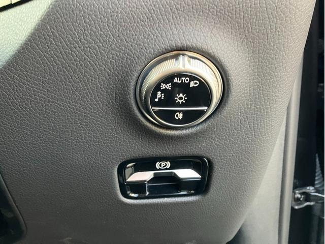 GLC GLC220d 4MクペドライバズP+AMGラインP 新車保証継承 弊社デモカー AMGレザーエクスクルーシブパッケージ パノラミックスライディングルーフ ブルメスター3Dサラウンドサウンドシステム シートヒーター シートベンチレーター 電動テールゲート(22枚目)