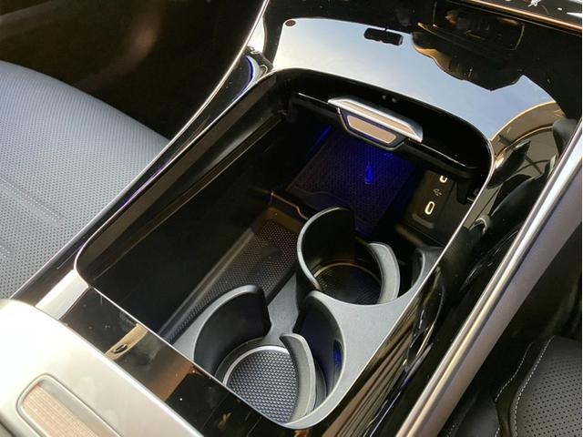 GLC GLC220d 4MクペドライバズP+AMGラインP 新車保証継承 弊社デモカー AMGレザーエクスクルーシブパッケージ パノラミックスライディングルーフ ブルメスター3Dサラウンドサウンドシステム シートヒーター シートベンチレーター 電動テールゲート(29枚目)