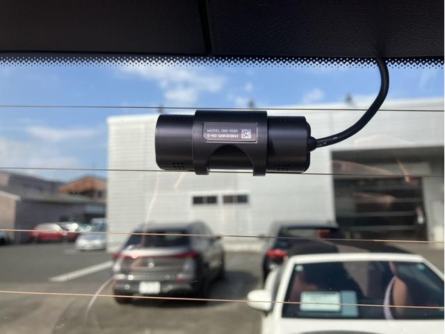 Ｇクラス Ｇ３５０ｄ　ＡＭＧライン　ラグジュアリーパッケージ　アダプティブダンピングシステム　ブルメスターサラウンドサウンドシステム　シートヒーター　シートベンチレーター　認定中古車保証２年　サンルーフ（57枚目）