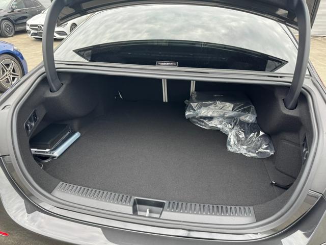 Eクラス E350e スポーツ エディションスター レザーエクスクルーシブパッケージ エアバランスパッケージ アドバンスドパッケージ ブルメスター4Dサラウンドサウンドシステム パノラミックスライディングルーフ ドライバーズパッケージ 新車保証継承(14枚目)