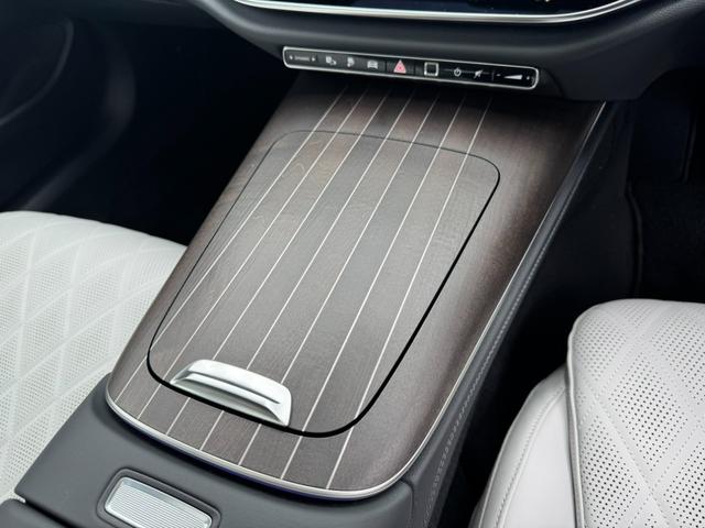 Eクラス E350e スポーツ エディションスター レザーエクスクルーシブパッケージ エアバランスパッケージ アドバンスドパッケージ ブルメスター4Dサラウンドサウンドシステム パノラミックスライディングルーフ ドライバーズパッケージ 新車保証継承(32枚目)