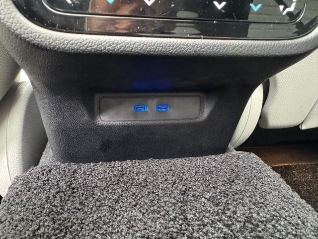 Eクラス E350e スポーツ エディションスター レザーエクスクルーシブパッケージ エアバランスパッケージ アドバンスドパッケージ ブルメスター4Dサラウンドサウンドシステム パノラミックスライディングルーフ ドライバーズパッケージ 新車保証継承(55枚目)