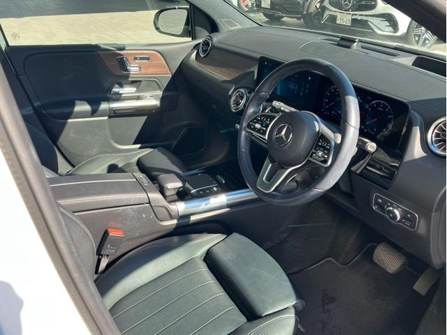 Bクラス B180 ナビゲーションP パノラミックスライディングルーフ レザーEX アドバンスドパッケージ 360度カメラシステム 弊社ユーザー様お下取り車 TV ETC 認定中古車保証2年(8枚目)