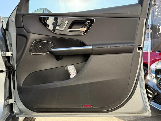 GLC GLC220d 4マチック ドライバーズパッケージ 正規認定中古車 認定中古車保証2年 禁煙車 AMGラインパッケージ パノラミックスライディングルーフ 360°カメラ シートヒーター 新車保証継承 メモリ付きパワーシート 弊社デモカーアップ LED(21枚目)