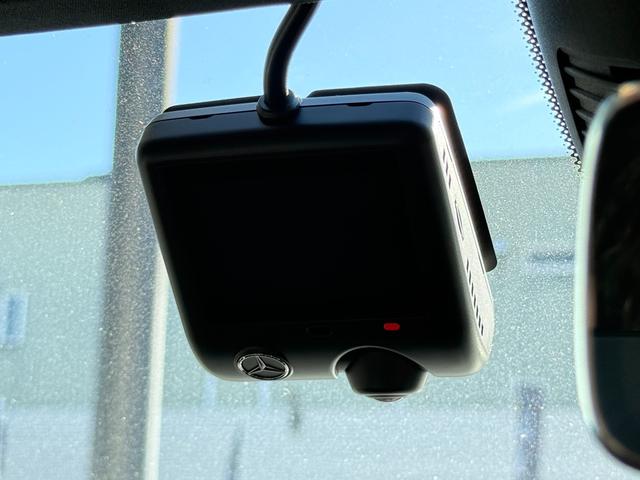 GLC GLC220d 4マチック ドライバーズパッケージ 正規認定中古車 認定中古車保証2年 禁煙車 AMGラインパッケージ パノラミックスライディングルーフ 360°カメラ シートヒーター 新車保証継承 メモリ付きパワーシート 弊社デモカーアップ LED(56枚目)