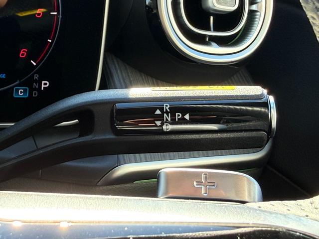 GLC GLC220d 4マチック ドライバーズパッケージ 正規認定中古車 認定中古車保証2年 禁煙車 AMGラインパッケージ パノラミックスライディングルーフ 360°カメラ シートヒーター 新車保証継承 メモリ付きパワーシート 弊社デモカーアップ LED(62枚目)