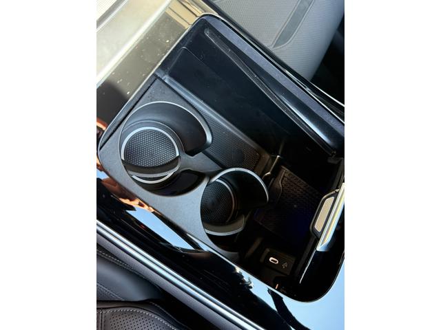 GLC GLC43 4マチックAMGレザエクスクルシブパケジ ヘッドアップディスプレイ ブルメスター3Dサラウンドサウンドシステム パノラミックスライディングルーフ シートヒーター シートベンチレーター 360°カメラ 弊社デモカーアップ 新車保証継承 禁煙車(42枚目)