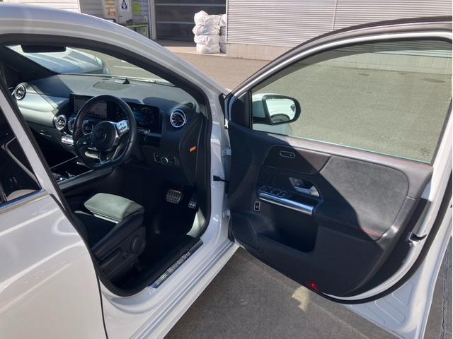 �y�A�N�e�B�u�u���C���h�X�|�b�g�A�V�X�g�z���[�_�[�ɂ��A�ԗ��΂ߌ��̎��p�����j�^�����O�B���p�ɂ���ԗ��ɋC�Â����ɎԐ��ύX���悤�Ƃ���ƃh�A�~���[�́����_�ł����ӂ����N�A�K�v�ɂ��u���[�L����������