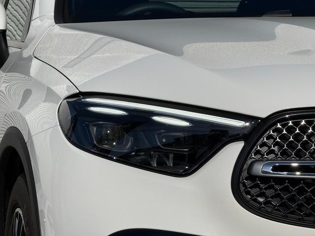 GLC GLC220d 4マチック AMGラインパッケージ 正規認定中古車 認定中古車保証2年付き 新車保証継承 弊社デモンストレーションカー 禁煙車 純正ドライブレコーダー ACC ハンズオフ 360°カメラ オートトランク パノラミックスライディングルーフ(7枚目)