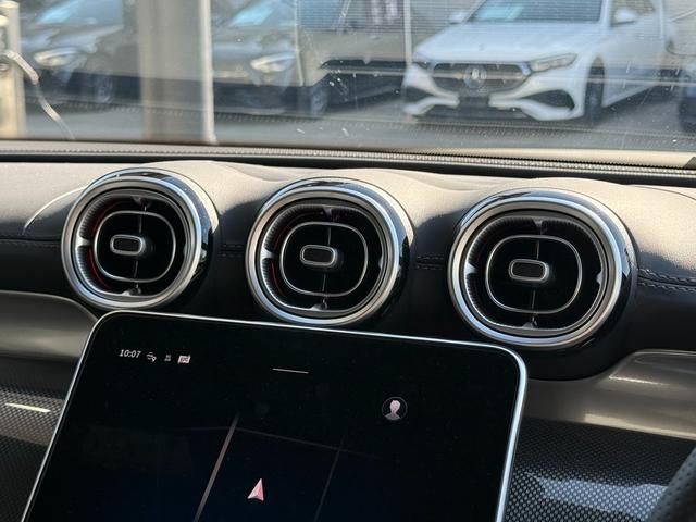 GLC GLC220d 4マチック AMGラインパッケージ 正規認定中古車 認定中古車保証2年付き 新車保証継承 弊社デモンストレーションカー 禁煙車 純正ドライブレコーダー ACC ハンズオフ 360°カメラ オートトランク パノラミックスライディングルーフ(43枚目)