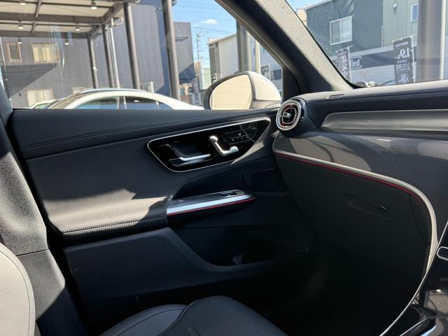 GLC GLC220d 4マチック AMGラインパッケージ 正規認定中古車 認定中古車保証2年付き 新車保証継承 弊社デモンストレーションカー 禁煙車 純正ドライブレコーダー ACC ハンズオフ 360°カメラ オートトランク パノラミックスライディングルーフ(53枚目)