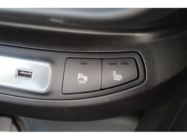 ５００Ｘ インフィニート　全国１００台限定車　オープンルーフ　７インチＵ－ｃｏｎｎｅｃｔ　ＡｐｐｌｅＣａｒＰｌａｙ＆ＡｎｄｒｏｉｄＡｕｔｏ対応　レザーシート　シートヒーター　オートライト　ドライブレコーダー　ＥＴＣ（31枚目）