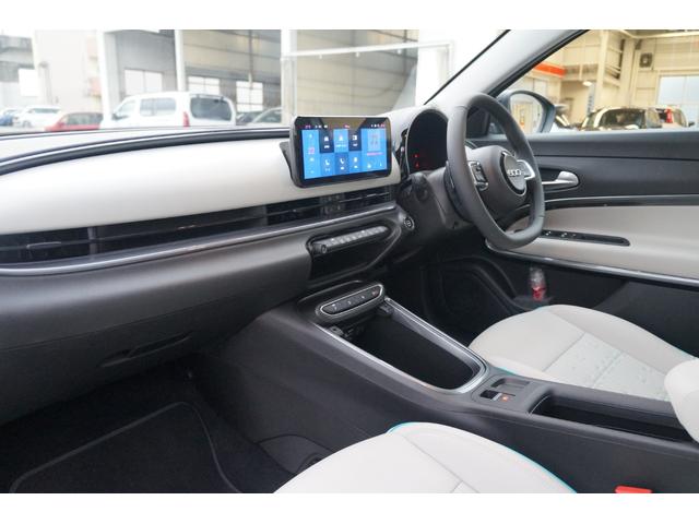 600ハイブリッド ラ プリマ 純正ナビ AppleCarPlay&AndroidAuto対応 バックカメラ アダプティブクルーズコントロール パワーシート シートヒーター パワーバックドア ブラインドスポットモニター(17枚目)