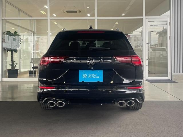 ゴルフRヴァリアント 認定中古車 Advance 19インチ アダプティブコントロール LEDマトリックスヘッドランプ スマートフォン非接触充電 LEDテールランプ App-Conect 同一車線内全車速運転支援システム(4枚目)