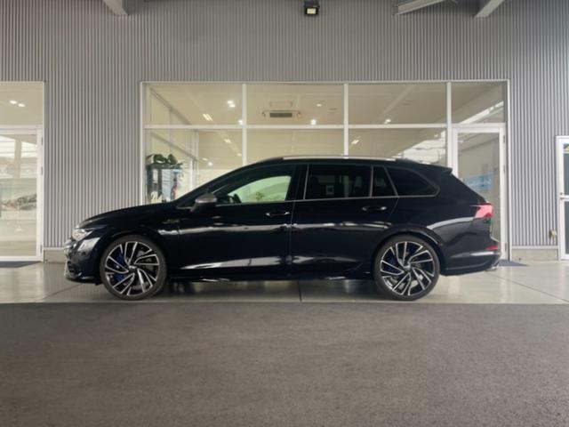 ゴルフRヴァリアント 認定中古車 Advance 19インチ アダプティブコントロール LEDマトリックスヘッドランプ スマートフォン非接触充電 LEDテールランプ App-Conect 同一車線内全車速運転支援システム(7枚目)