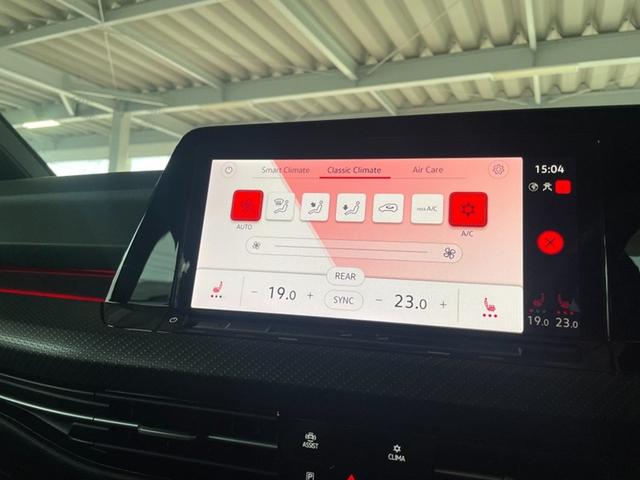 ゴルフRヴァリアント 認定中古車 Advance 19インチ アダプティブコントロール LEDマトリックスヘッドランプ スマートフォン非接触充電 LEDテールランプ App-Conect 同一車線内全車速運転支援システム(25枚目)