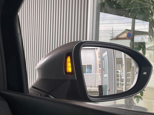 ゴルフRヴァリアント 認定中古車 Advance 19インチ アダプティブコントロール LEDマトリックスヘッドランプ スマートフォン非接触充電 LEDテールランプ App-Conect 同一車線内全車速運転支援システム(31枚目)