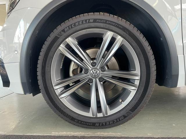 ティグアン ＴＤＩ　４モーション　Ｒライン　認定中古車　アダプティブシャーシーコントロール　１９インチホイール　アダプティブコントロール　ＬＥＤヘッドランプ　ＬＥＤテールランプ　Ａｐｐ－Ｃｏｎｅｃｔ　同一車線内全車速運転支援システム（8枚目）