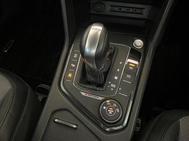 ティグアン ＴＤＩ　４モーション　Ｒライン　認定中古車　アダプティブシャーシーコントロール　１９インチホイール　アダプティブコントロール　ＬＥＤヘッドランプ　ＬＥＤテールランプ　Ａｐｐ－Ｃｏｎｅｃｔ　同一車線内全車速運転支援システム（28枚目）