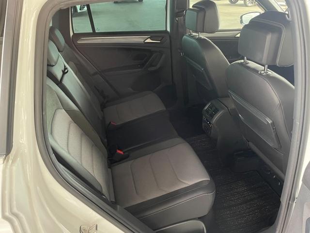 ティグアン ＴＤＩ　４モーション　Ｒライン　認定中古車　アダプティブシャーシーコントロール　１９インチホイール　アダプティブコントロール　ＬＥＤヘッドランプ　ＬＥＤテールランプ　Ａｐｐ－Ｃｏｎｅｃｔ　同一車線内全車速運転支援システム（40枚目）