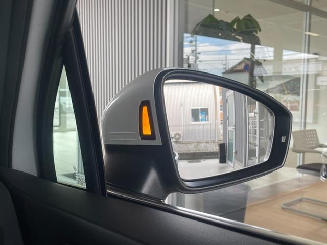 後方死角検知機能（ブラインドスポットディクション）を装備しております。