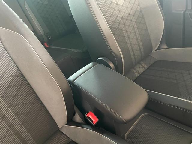 アームレスト付