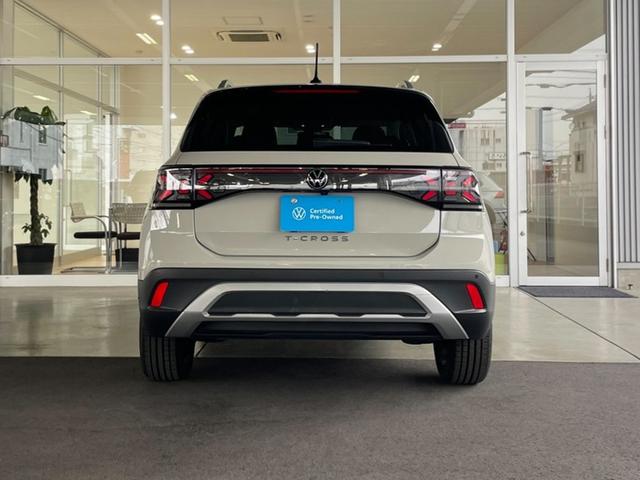 Ｔ－クロス ＴＳＩ　スタイル　認定中古車　デジタルメーター　アダプティブコントロール　　ＬＥＤヘッドランプ　ＥＴＣ　ブラインドスポットディクション　Ａｐｐ－Ｃｏｎｅｃｔ　衝突軽減ブレーキ　バックカメラ（4枚目）