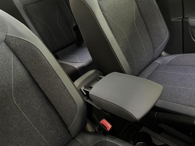 Ｔ－クロス ＴＳＩ　スタイル　認定中古車　デジタルメーター　アダプティブコントロール　　ＬＥＤヘッドランプ　ＥＴＣ　ブラインドスポットディクション　Ａｐｐ－Ｃｏｎｅｃｔ　衝突軽減ブレーキ　バックカメラ（28枚目）