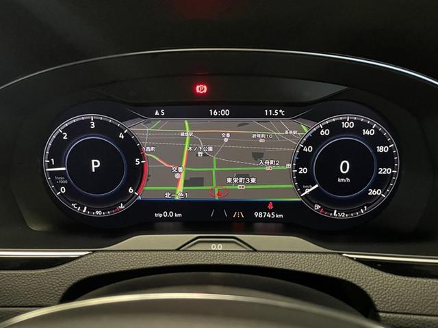 ���F���̍������[�^�[�͒����Ƀ}���`�t�@���N�V�����C���W�P�[�^�[�𑕔����Ă���܂��B