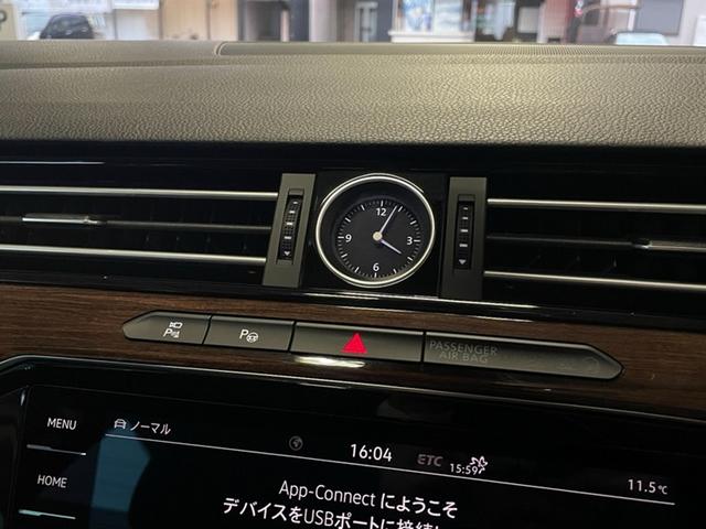 �Â��Ɏ������ރA�i���O�N���b�N�ł��B