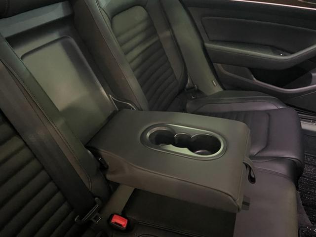 �㕔���Ȃɂ̓A�[�����X�g�t�ł��B