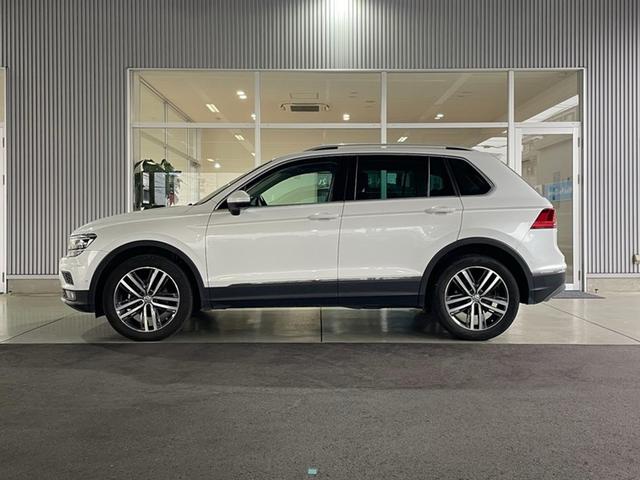 �t�����g���烊���܂Œ����I�ȃv���X���C����h�A�ƃh�A�̌��ԂȂǑ��Зl�Ƃ͈�����悷�d�オ��ł��B