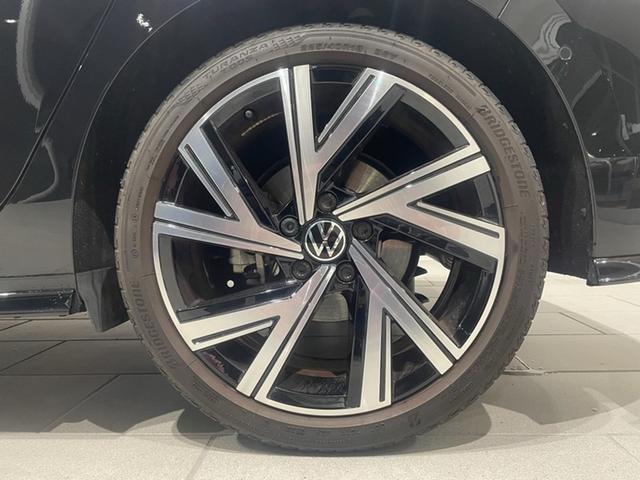 �Q�Q�T�^�q�P�V�^�C���ɂq�|�k��������p�̃A���~�z�C�[���𑕒��B