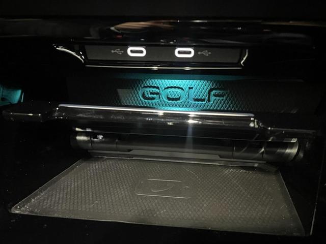 �t�r�a�|�[�g�ɃX�}�[�g�t�H�����C�����X�`���[�W���O�@�\�𓋍ځB