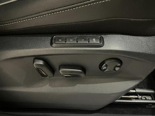 �^�]�ȃV�[�g�ɂ̓������[�@�\�𑕔����Ă���܂��B