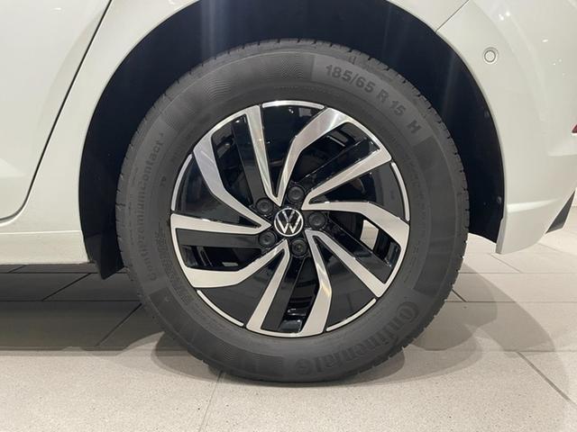 �P�W�T�^�U�T�q�P�T�^�C���ɂ`������������p�A���~�z�C�[���𑕒��B