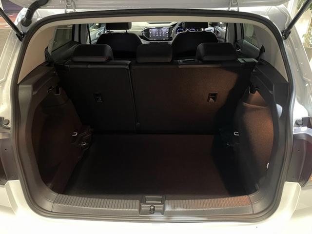 �����V�[�g��|�����ƂōL��ȃX�y�[�X���o�����܂��B