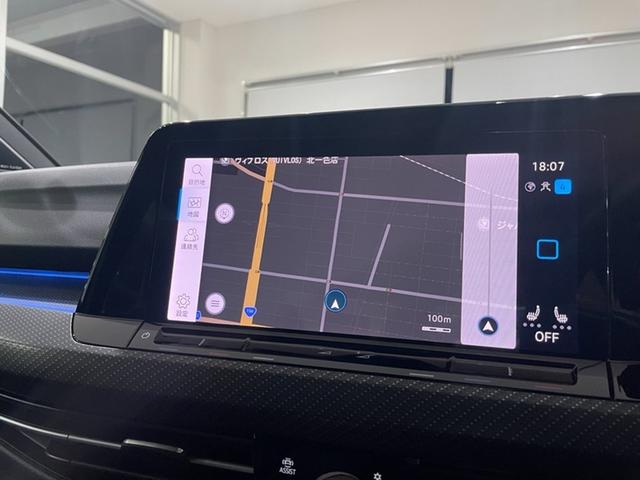 �P�O�C���`�̑�^�S�ʃ^�b�`�X�N���[���𓋍ځB�i�r�V�X�e���͈̔͂𒴂��Ďԗ��𑍍��I�ɊǗ��ł���C���t�H�e�C�����g�V�X�e���ł��B