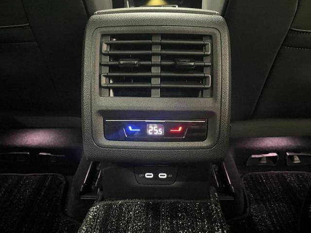 ��Ȃɂ��G�A�R���Ƃt�r�a�|�[�g�𑕔��B