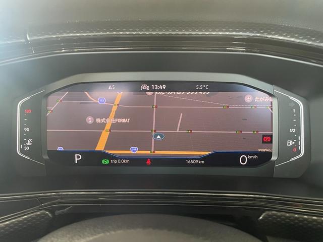 ���𑜓x�f�B�X�v���C�̓O���t�B�b�N���\���낳��Ɍ��サ���c�������������b�������������o�����h�𓋍ځB